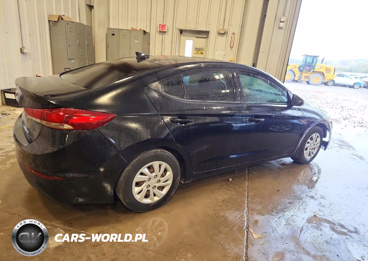 2018 Hyundai Elantra Se VIN:5NPD74LFXJH357159 - 3