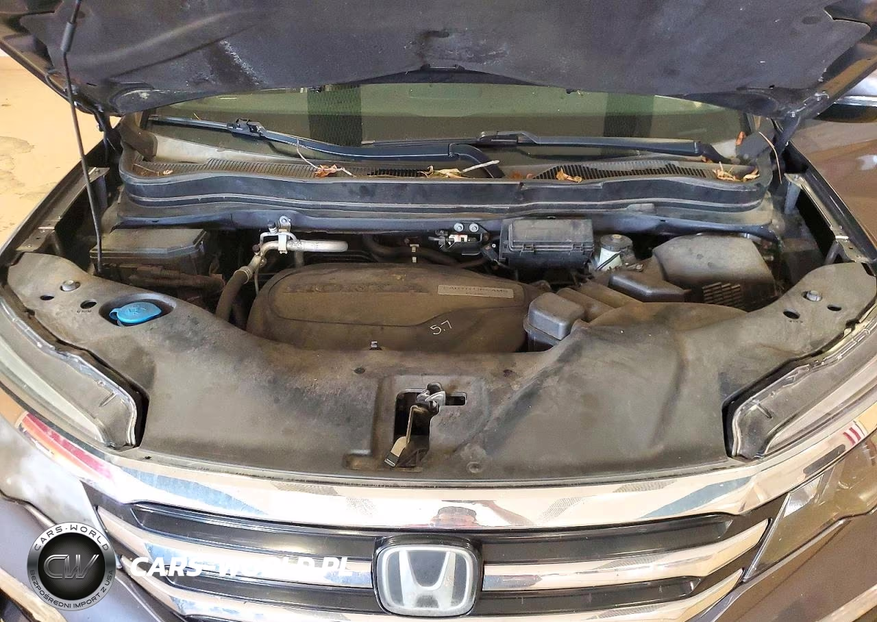 2017 Honda Pilot Elite VIN:5FNYF6H00HB104705 - 12