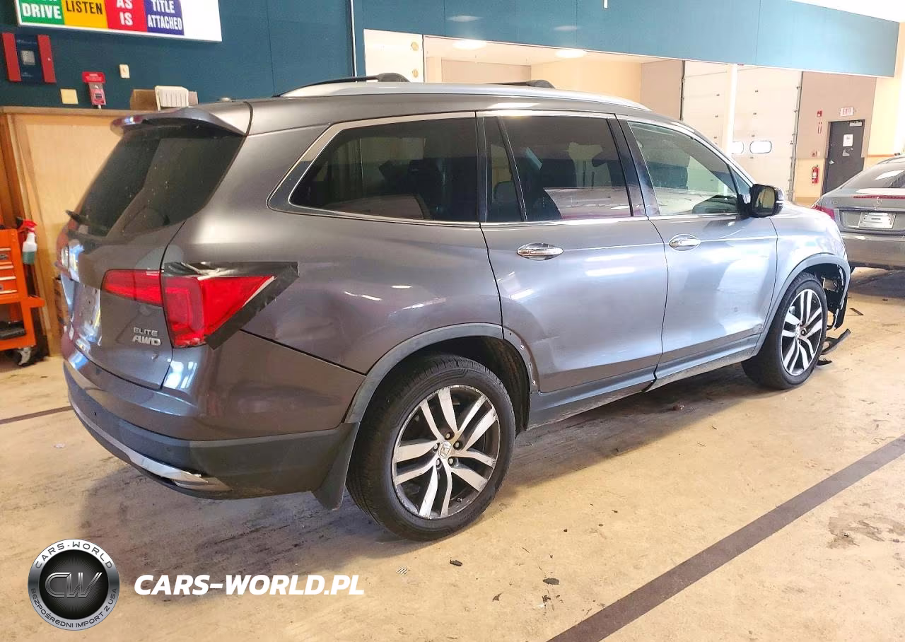 2017 Honda Pilot Elite VIN:5FNYF6H00HB104705 - 3