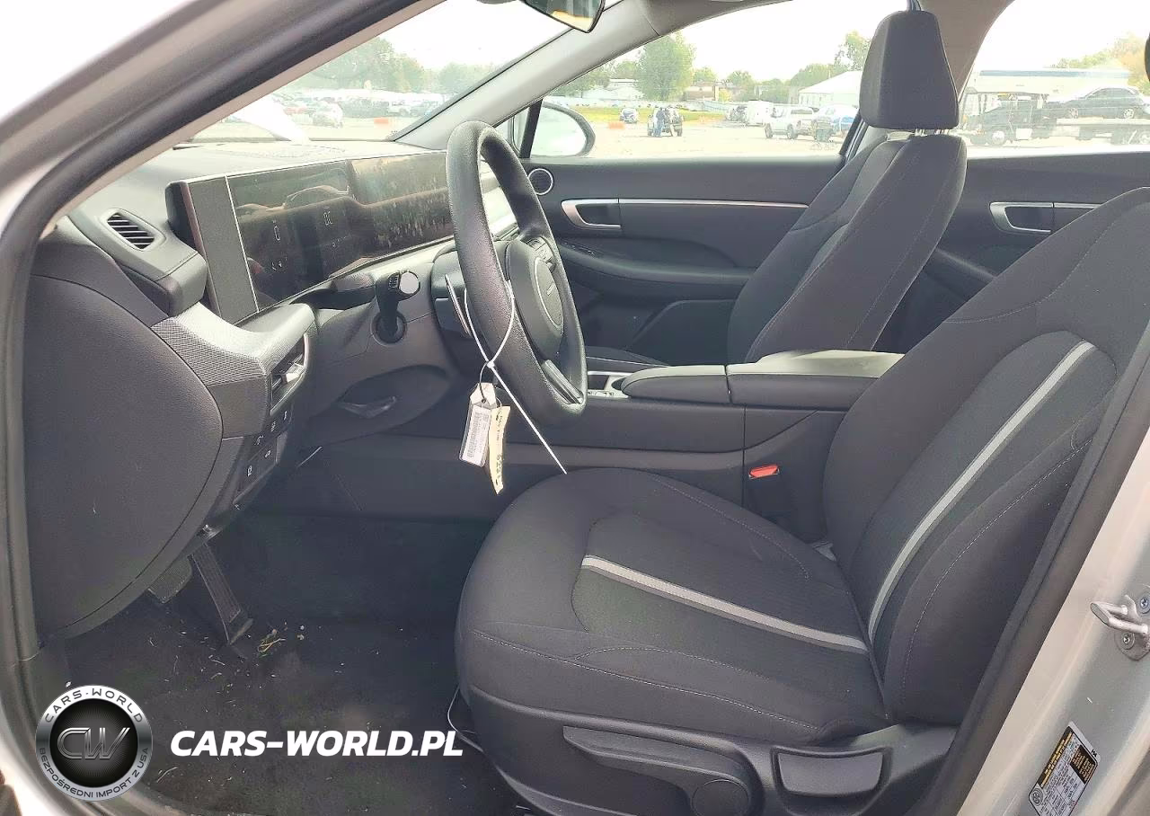 2026 Hyundai Sonata Hybrid Blue VIN:KMHL24JJ0TA136001 - 7