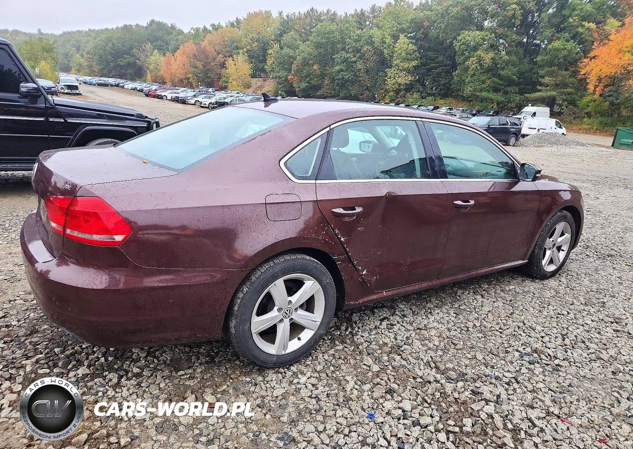2013 Volkswagen Passat Se VIN:1VWBP7A34DC046678 - 3