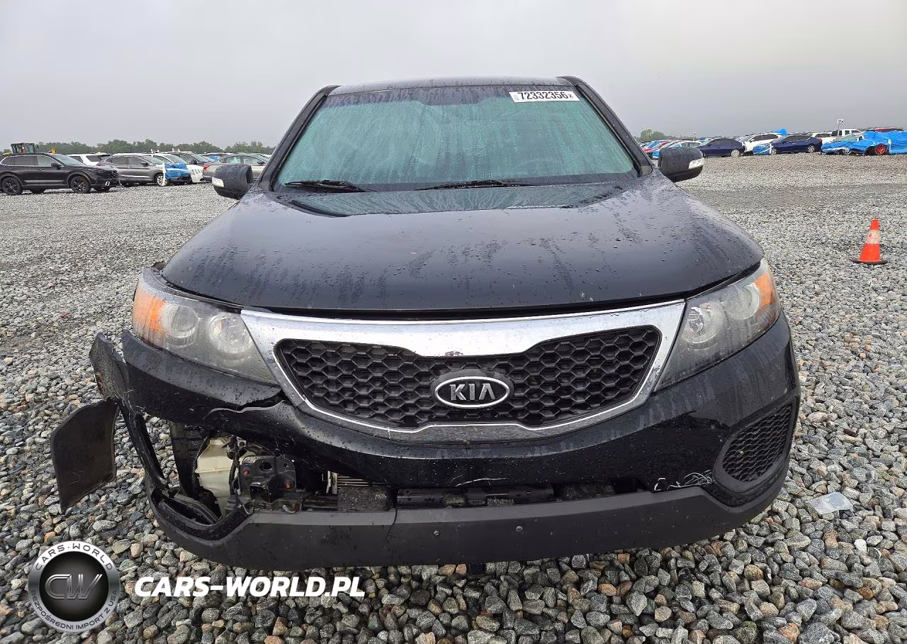 2012 Kia Sorento Lx VIN:5XYKT3A10CG233061 - 5