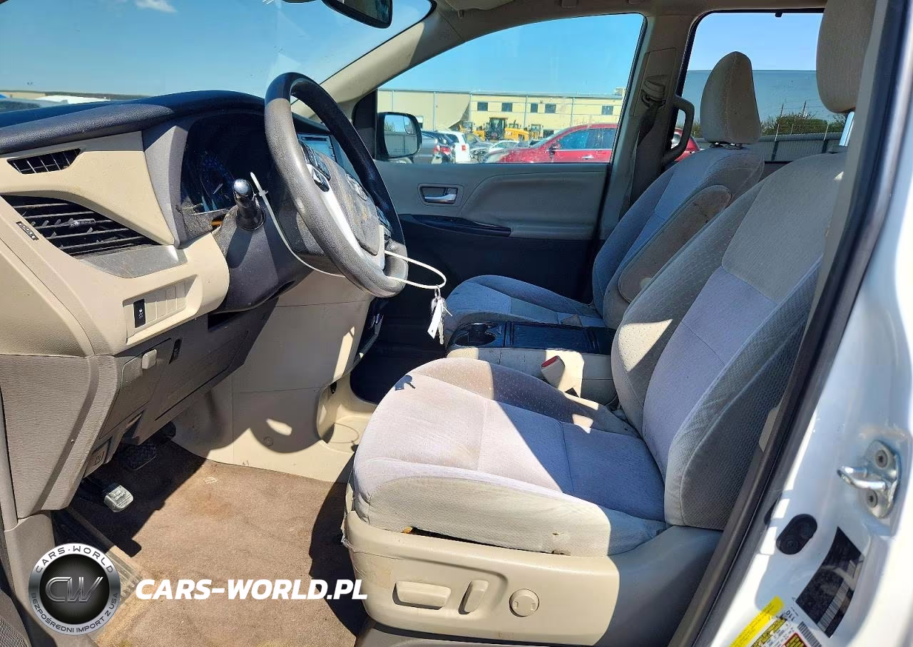 2018 Toyota Sienna Le VIN:5TDKZ3DC2JS950265 - 7