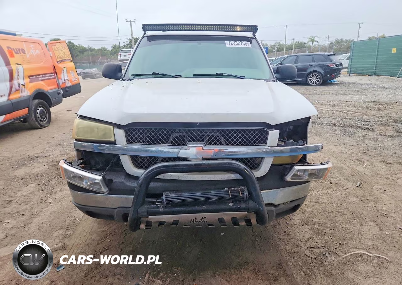 2003 Chevrolet Silverado C1500 Heavy Duty VIN:1GCGC13U83F152197 - 5