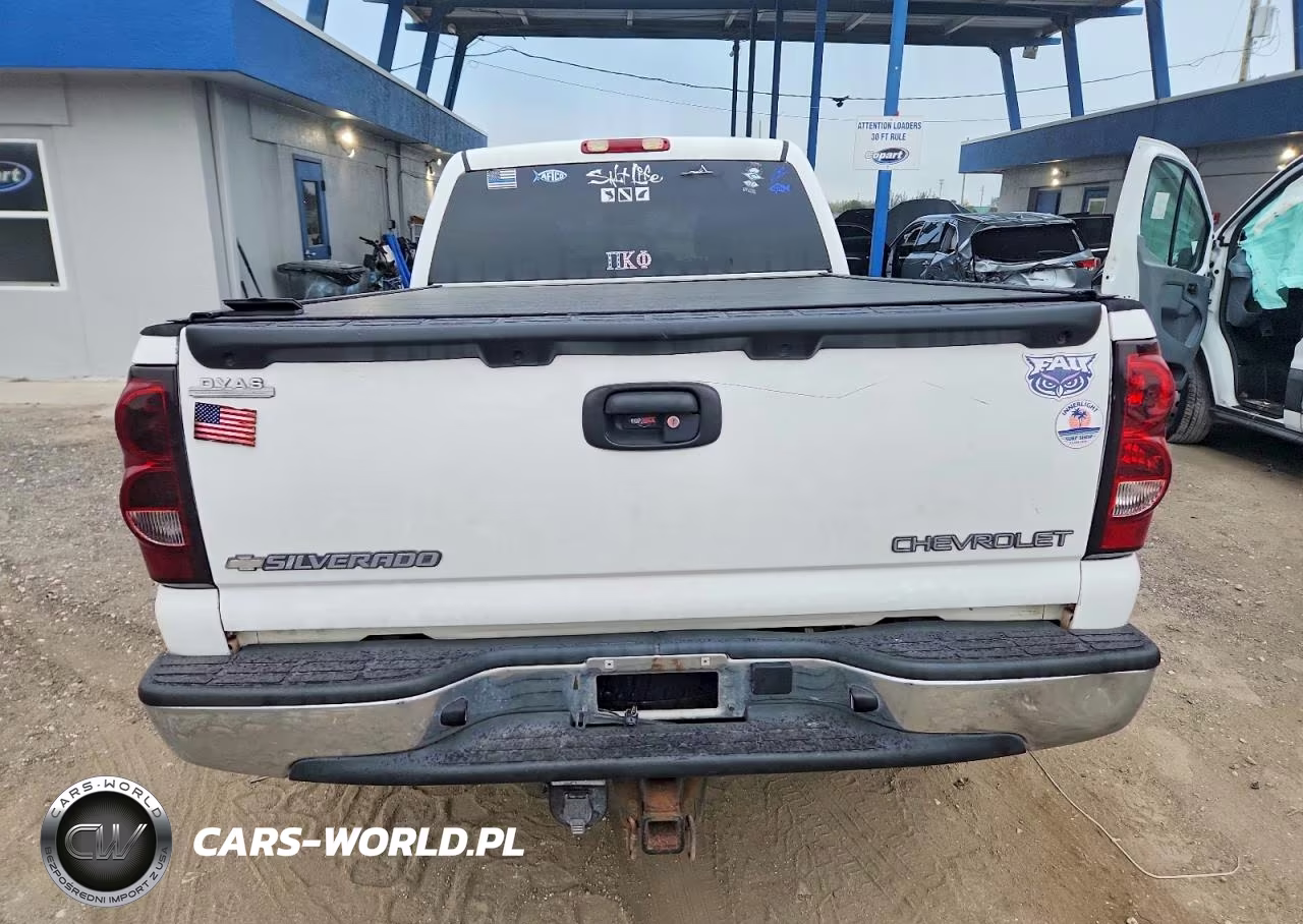 2003 Chevrolet Silverado C1500 Heavy Duty VIN:1GCGC13U83F152197 - 6