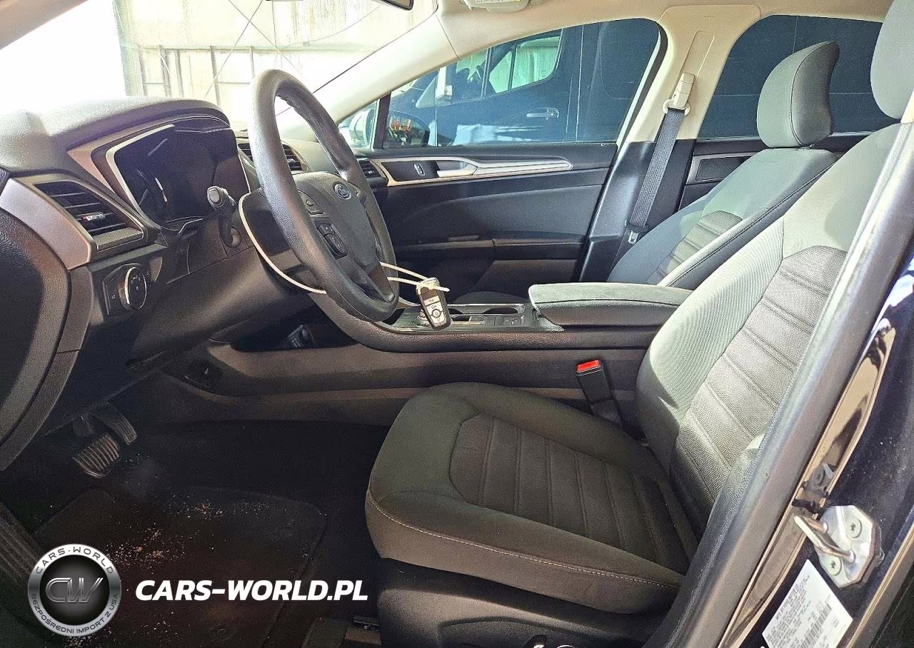 2019 Ford Fusion Se VIN:3FA6P0LU5KR180105 - 7
