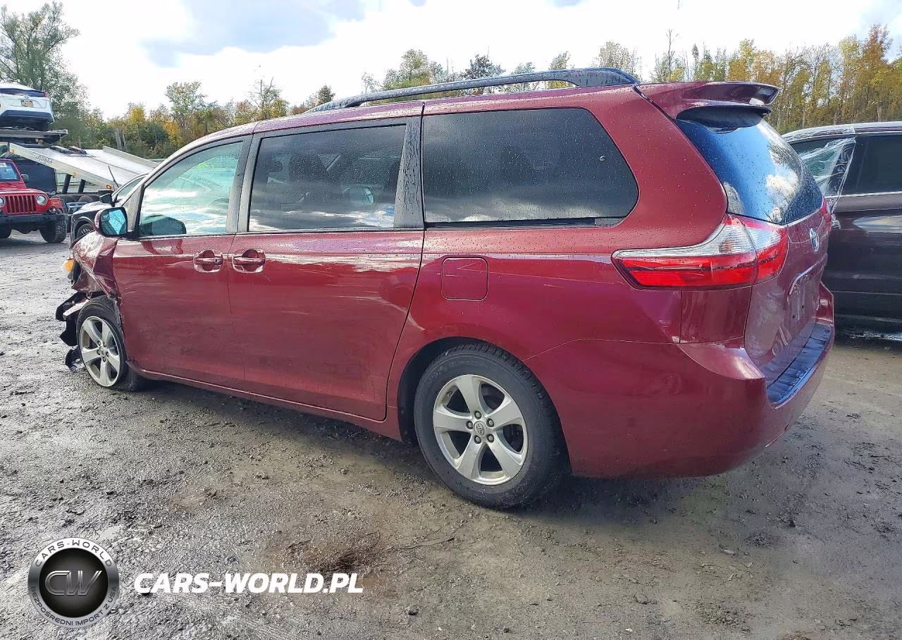 2015 Toyota Sienna Le VIN:5TDKK3DC7FS591832 - 2