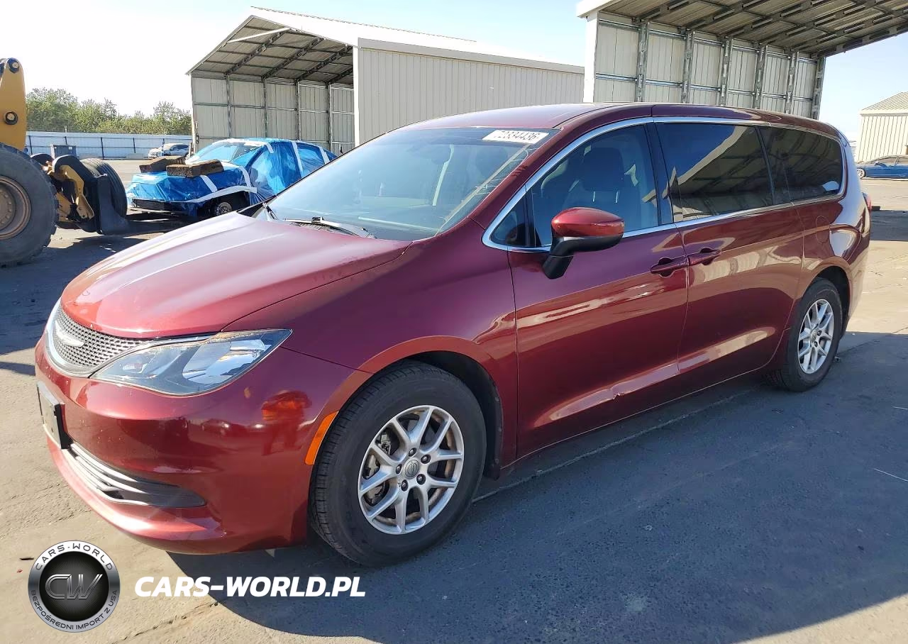 2017 Chrysler Pacifica Lx VIN:2C4RC1CG2HR769839 - 1