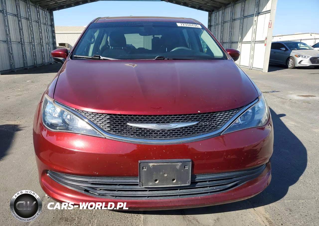 2017 Chrysler Pacifica Lx VIN:2C4RC1CG2HR769839 - 5