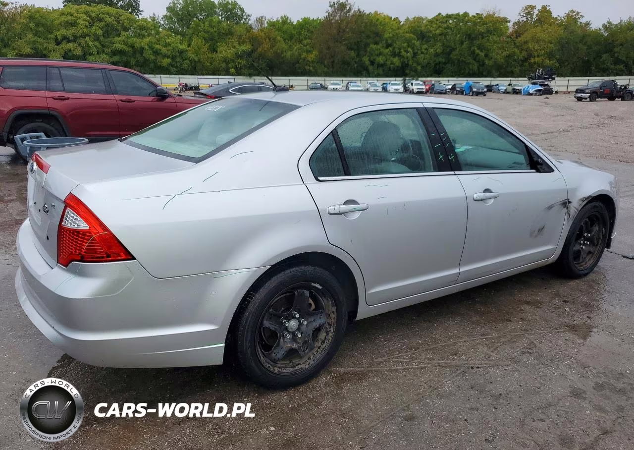 2011 Ford Fusion Se VIN:3FAHP0HA7BR220949 - 3