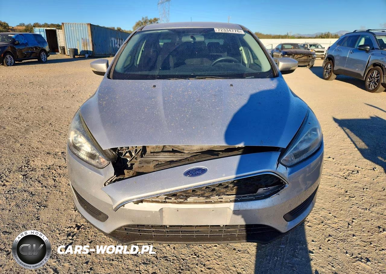 2015 Ford Focus Se VIN:1FADP3F24FL289288 - 5