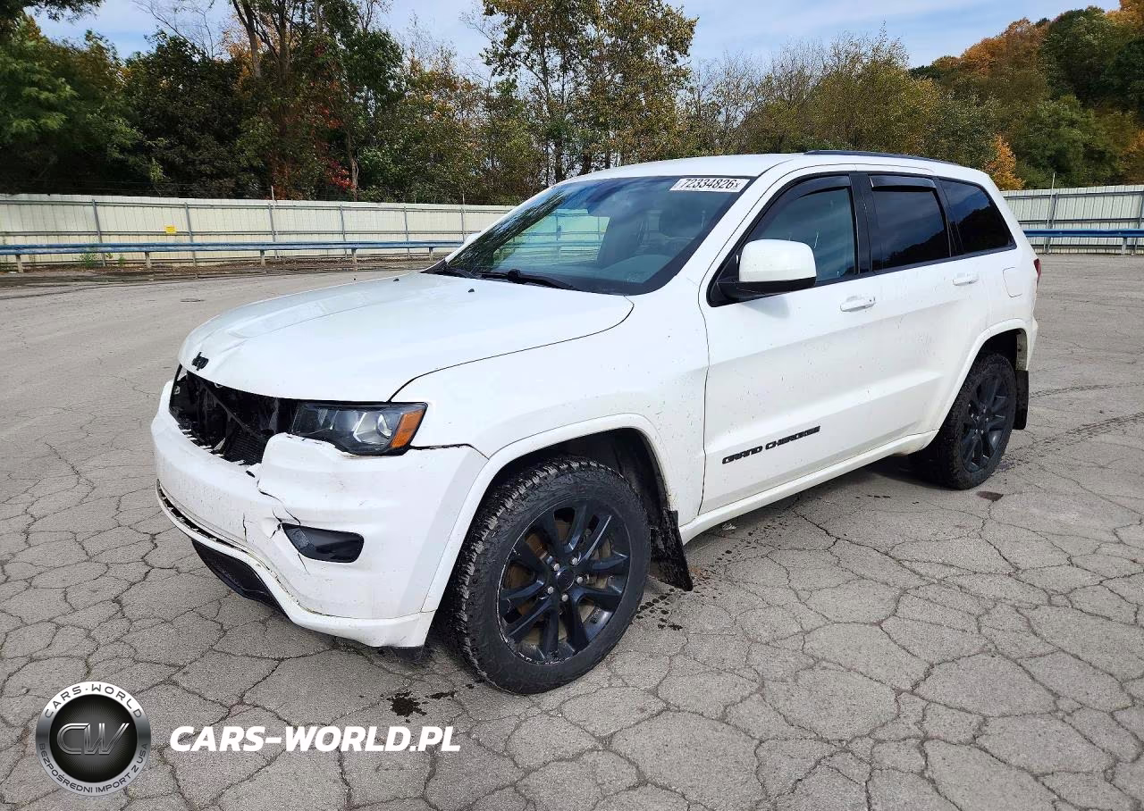 2017 Jeep Grand Cherokee Laredo VIN:1C4RJFAG0HC911099 - 1