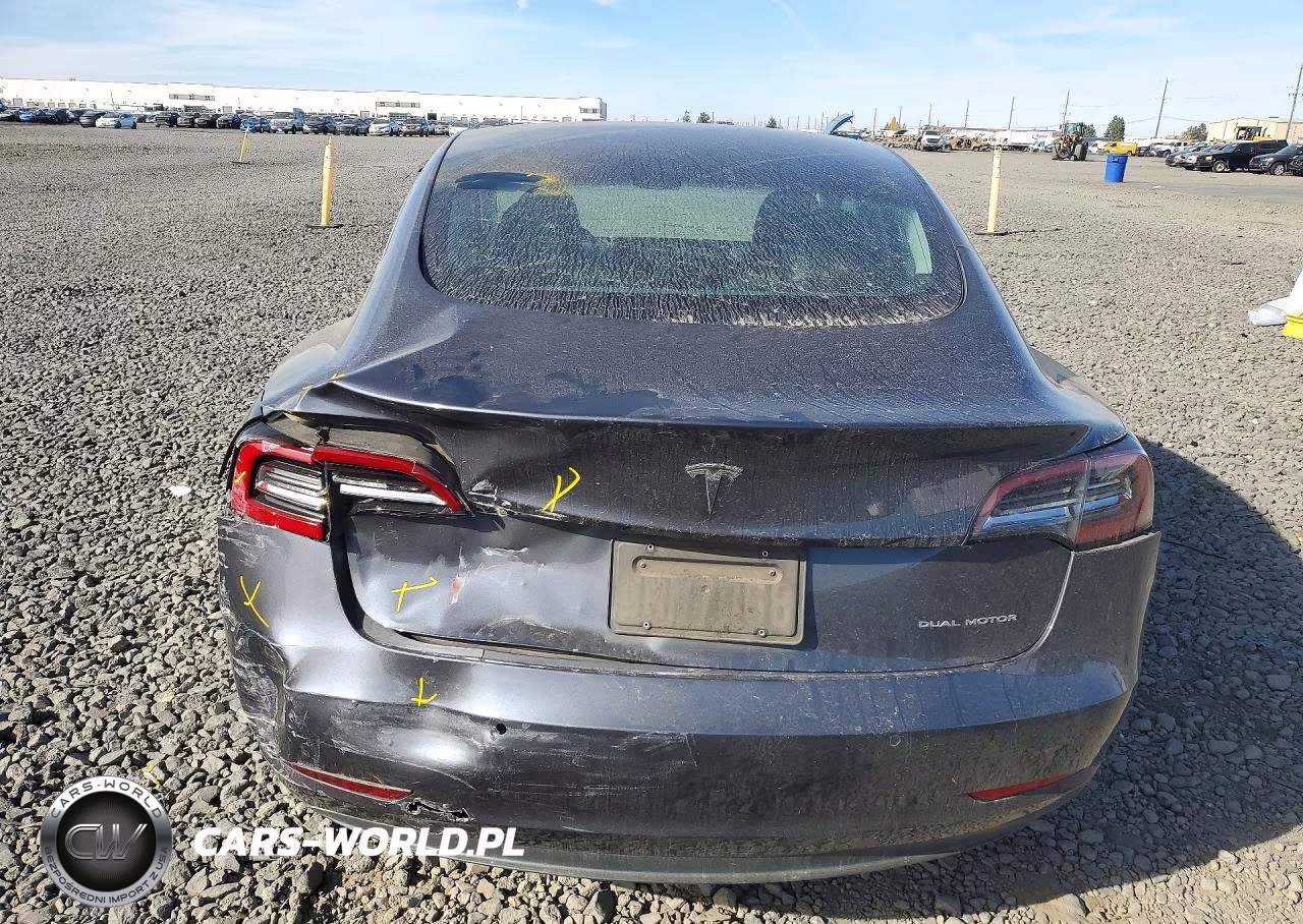 2019 Tesla Model 3 VIN:5YJ3E1EB8KF418549 - 6