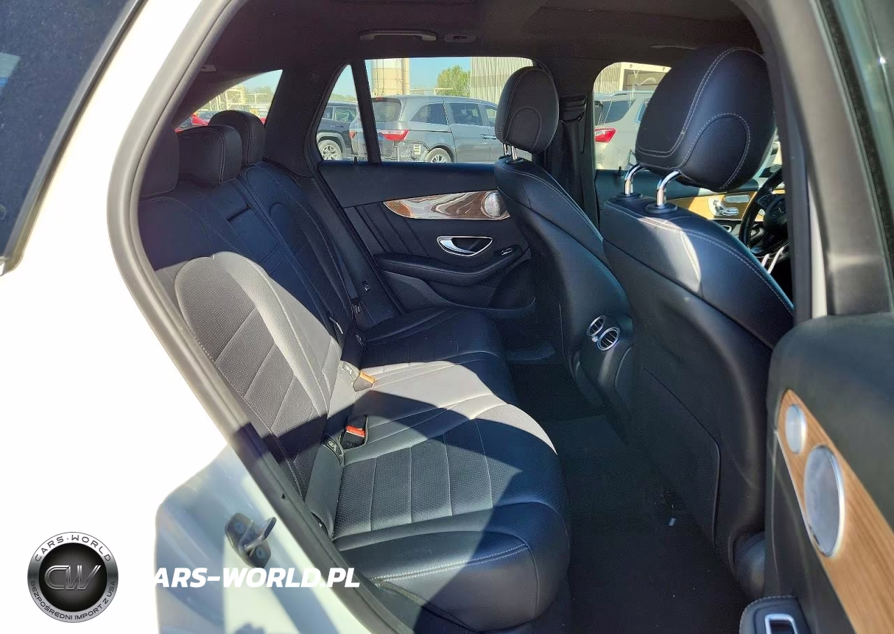2018 Mercedes-Benz Glc 300 4Matic VIN:WDC0G4KB5JV042745 - 11