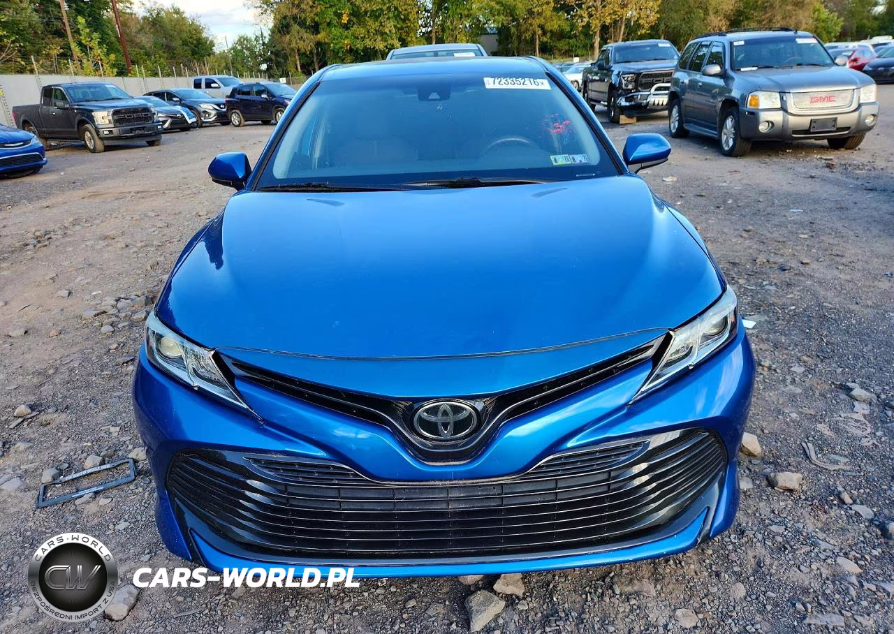 2019 Toyota Camry Le VIN:4T1B11HK6KU269788 - 5
