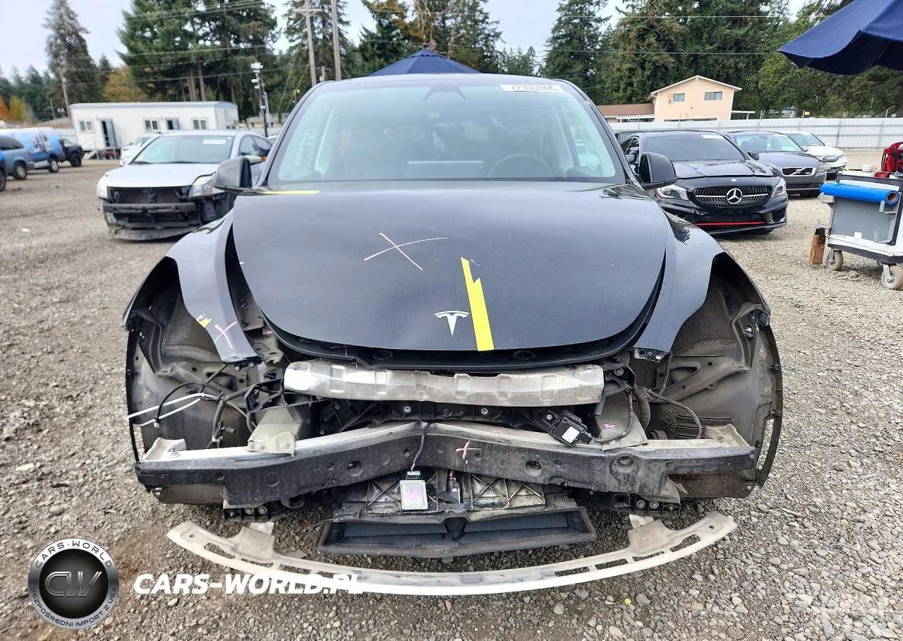 2020 Tesla Model Y VIN:5YJYGDEE0LF031426 - 5