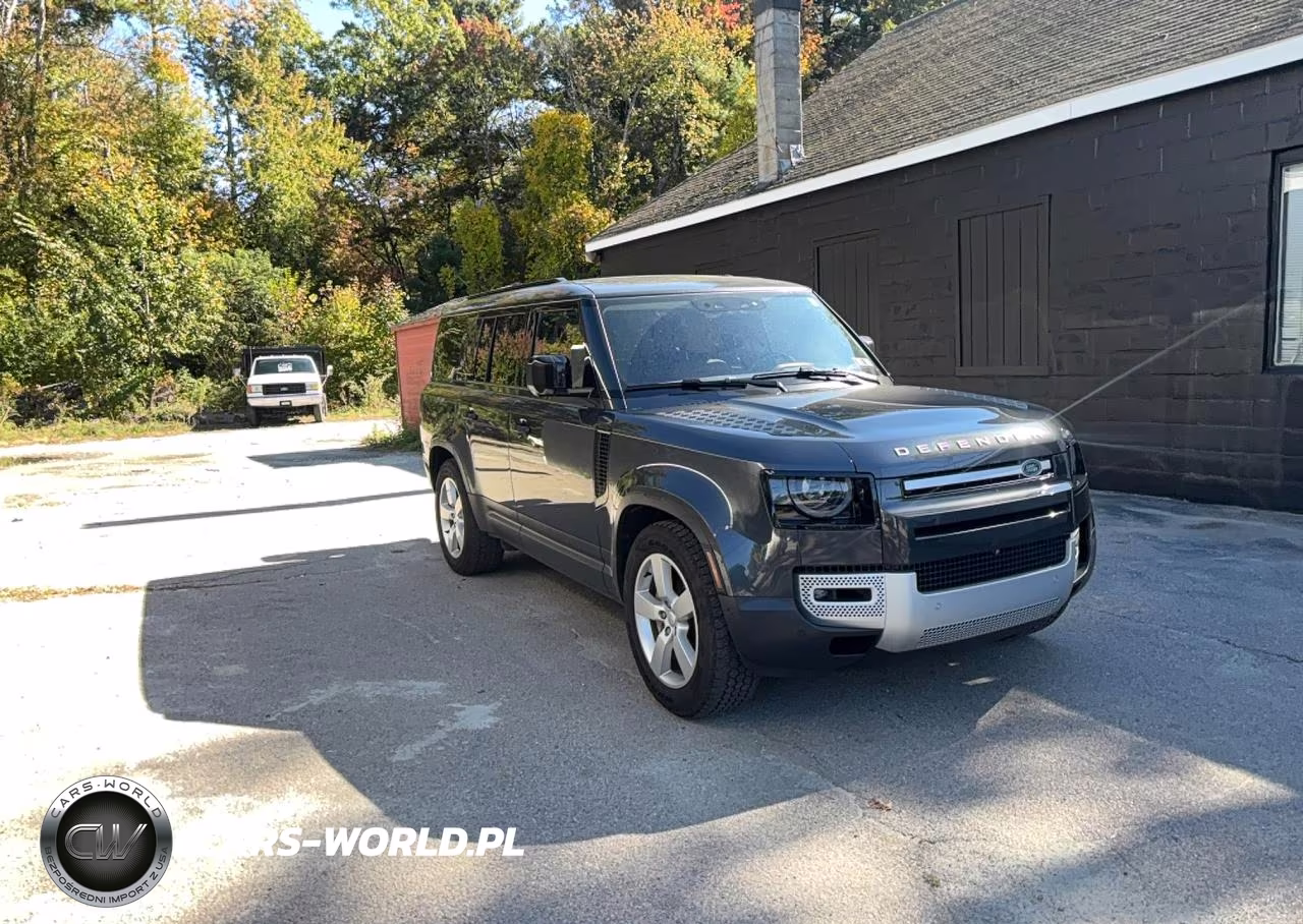 2023 Land Rover Defender 130 First Edition