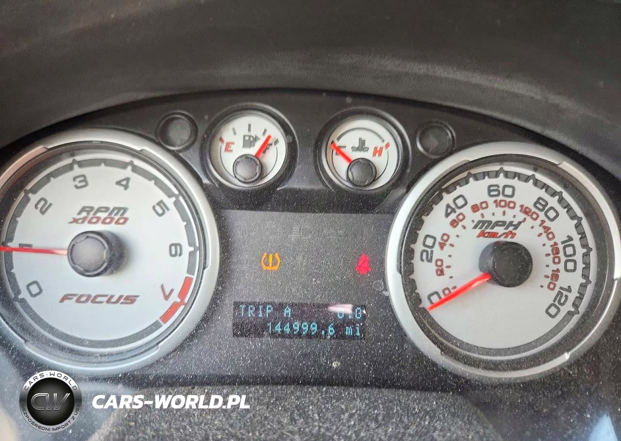 2010 Ford Focus Se VIN:1FAHP3FN9AW250814 - 9