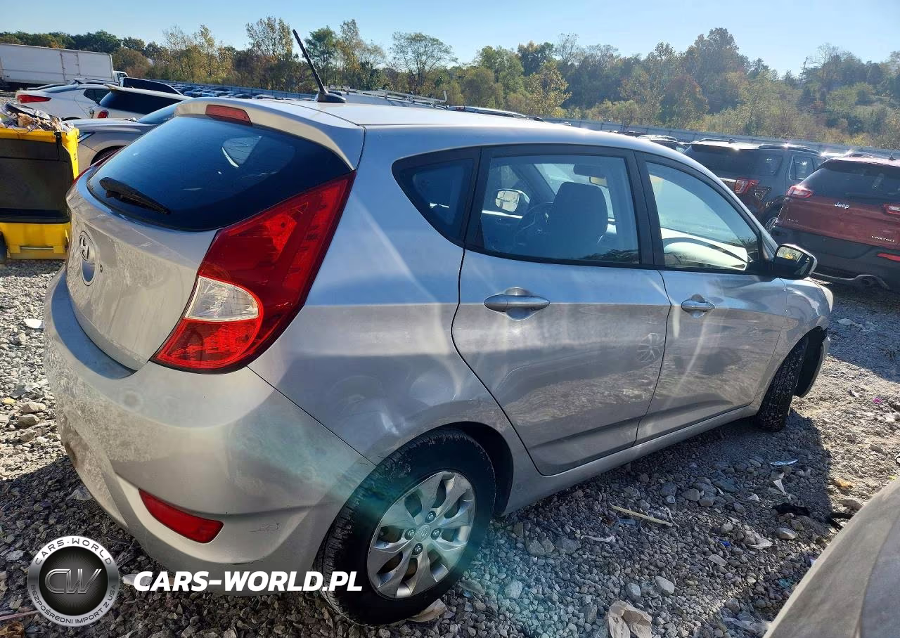 2016 Hyundai Accent Se VIN:KMHCT5AE7GU261295 - 3