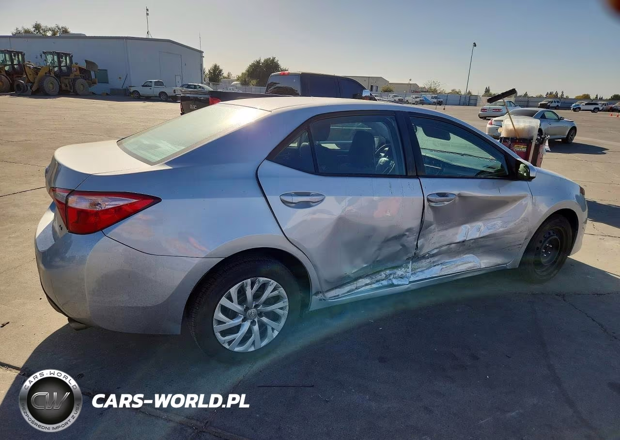 2019 Toyota Corolla Le VIN:2T1BURHE7KC202988 - 3