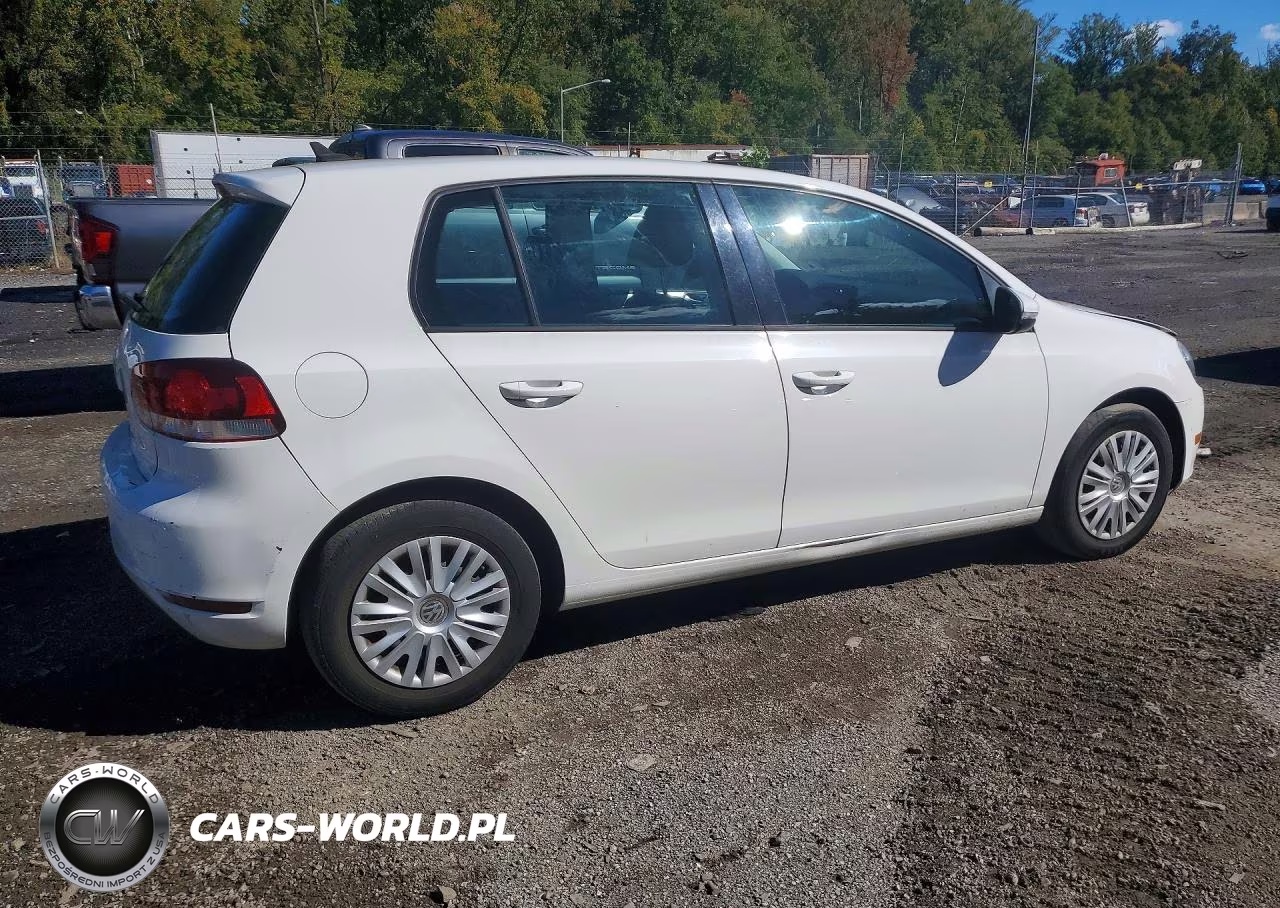 2012 Volkswagen Golf VIN:WVWDB7AJXCW326109 - 3