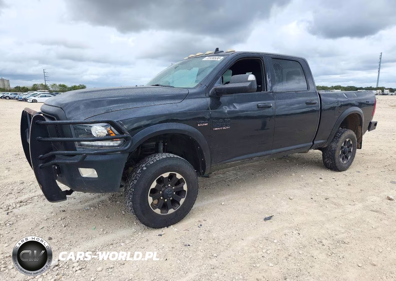 2017 Ram 2500 Powerwagon VIN:3C6TR5EJ8HG771452 - 1