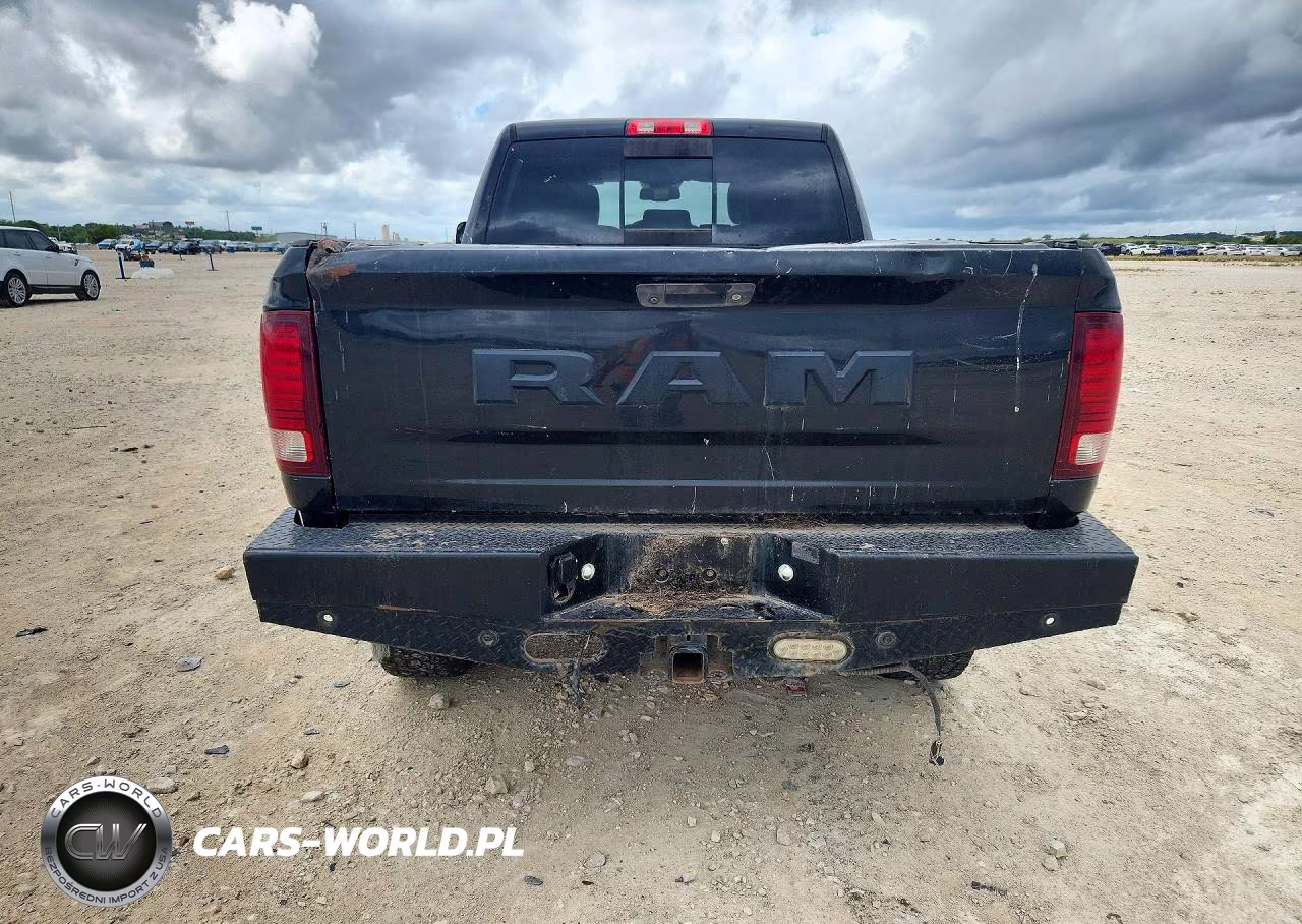 2017 Ram 2500 Powerwagon VIN:3C6TR5EJ8HG771452 - 6