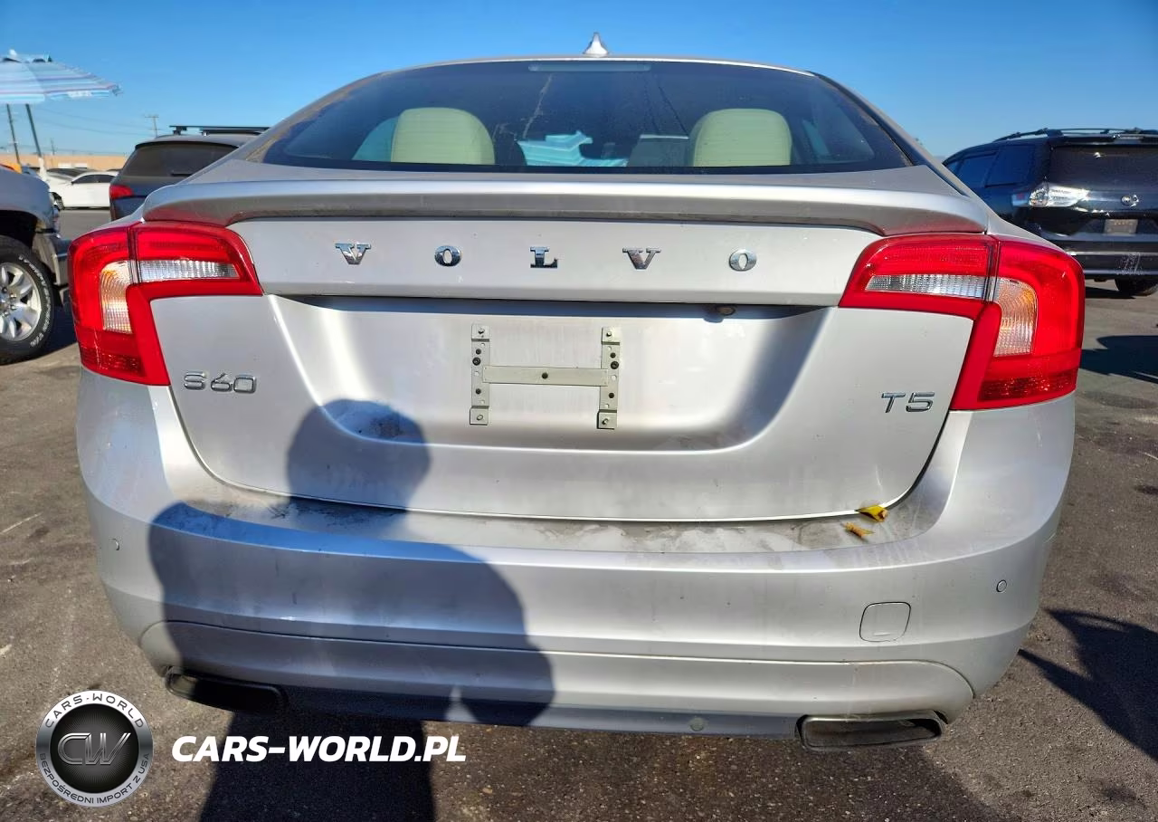 2016 Volvo S60 Premier VIN:YV126MFK5G2393056 - 6