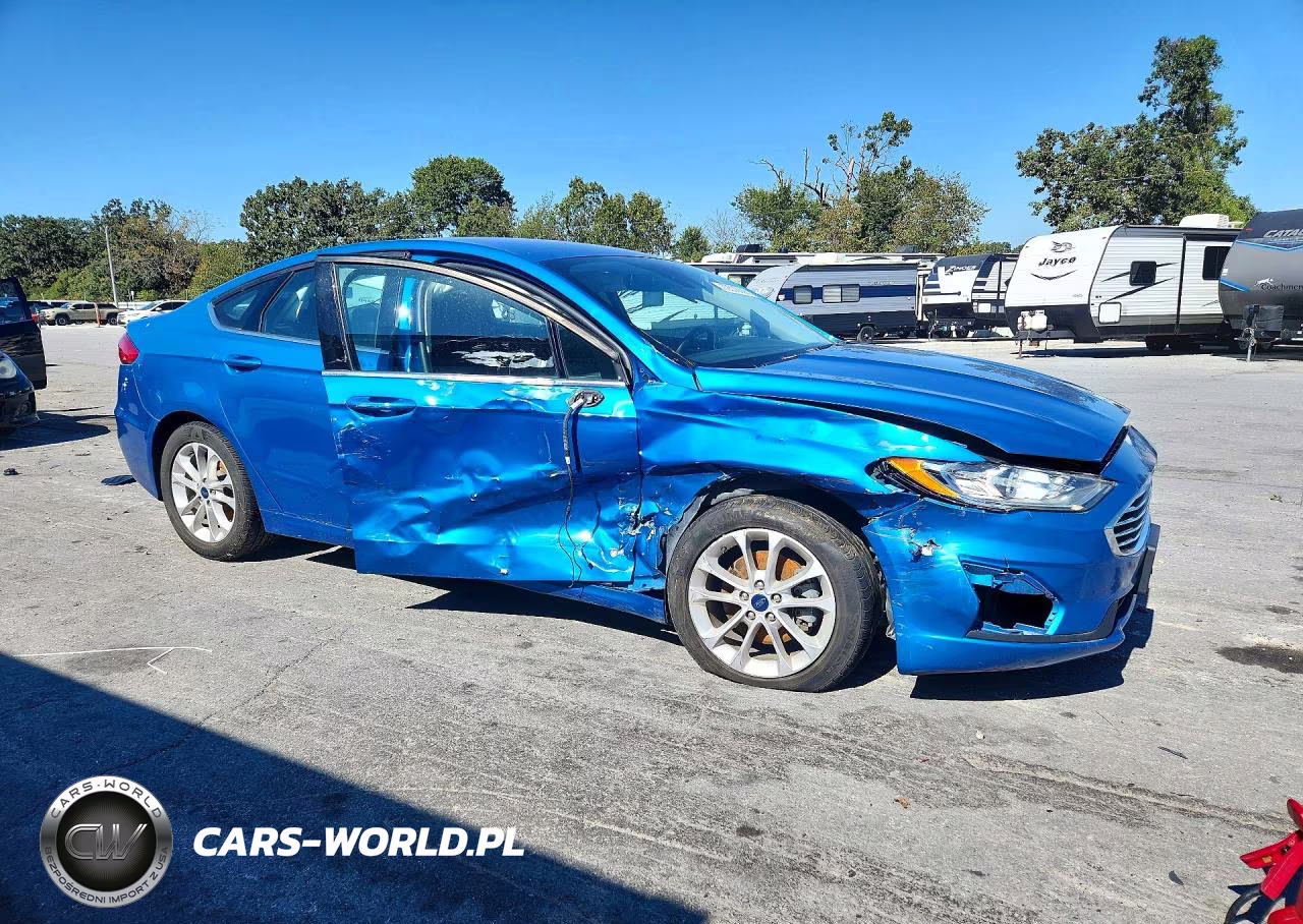 2020 Ford Fusion Se VIN:3FA6P0HD3LR156587 - 4