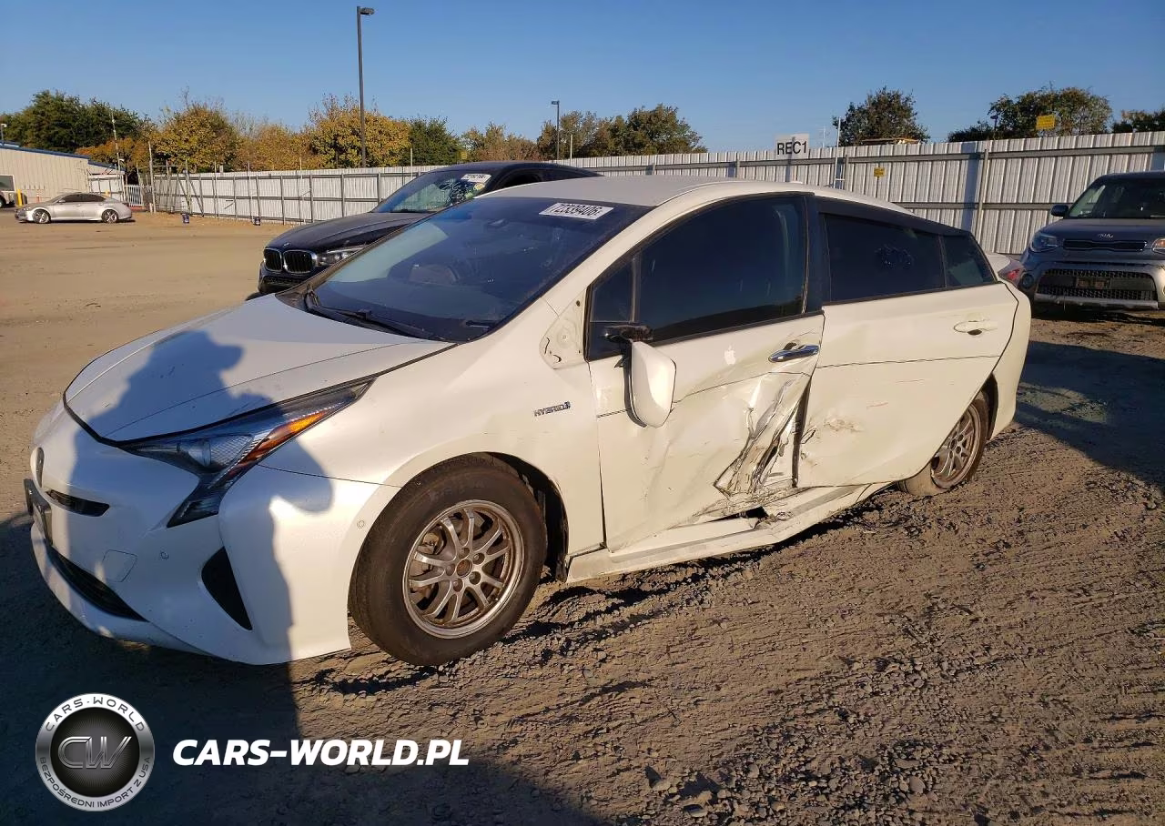 2018 Toyota Prius Two VIN:JTDKBRFU6J3589492 - 1