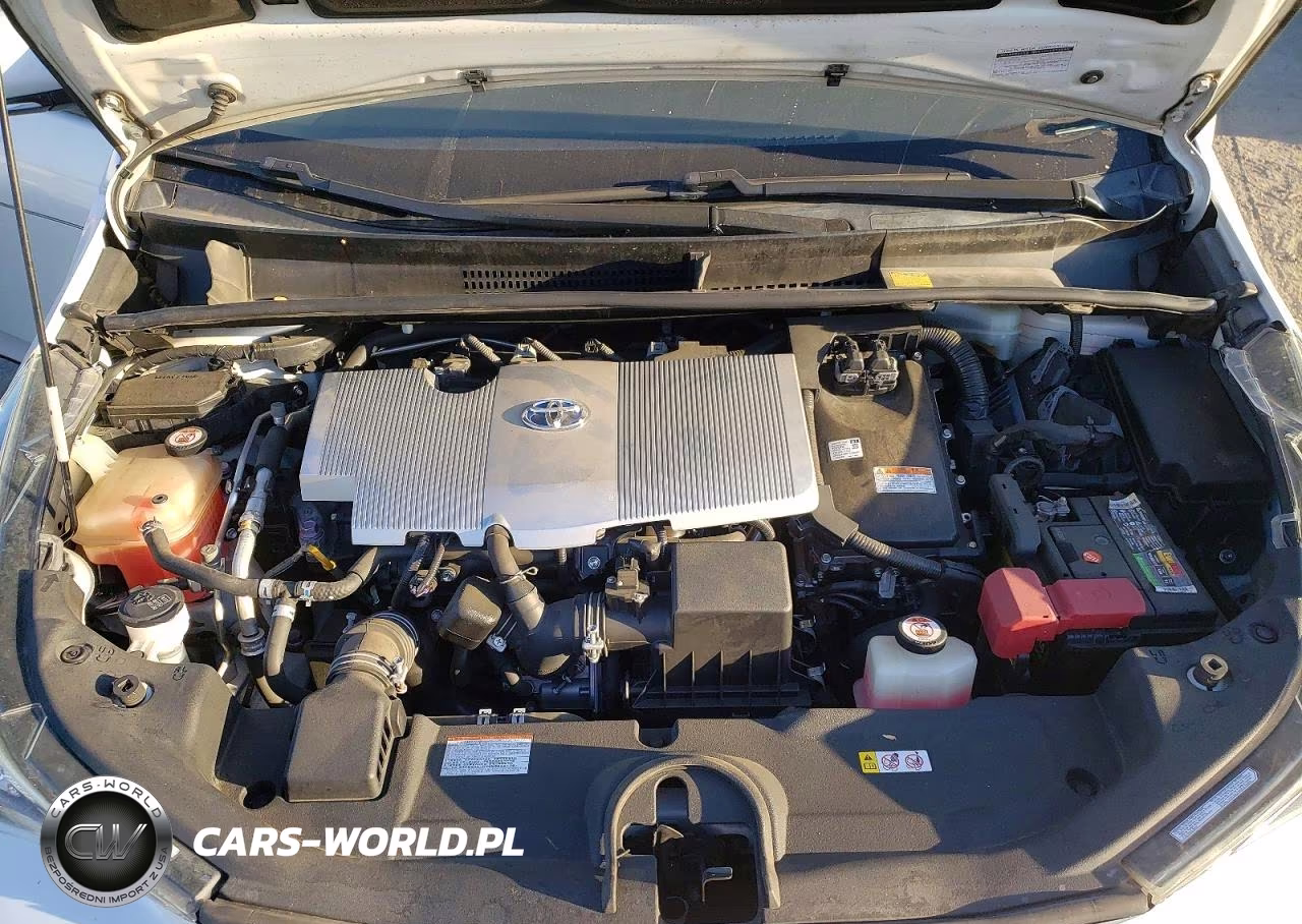 2018 Toyota Prius Two VIN:JTDKBRFU6J3589492 - 11