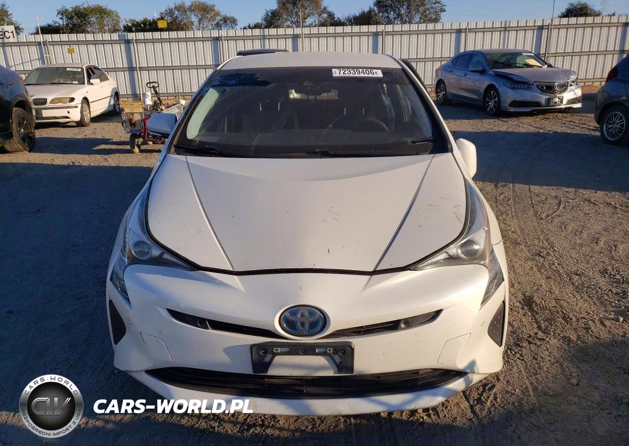 2018 Toyota Prius Two VIN:JTDKBRFU6J3589492 - 5