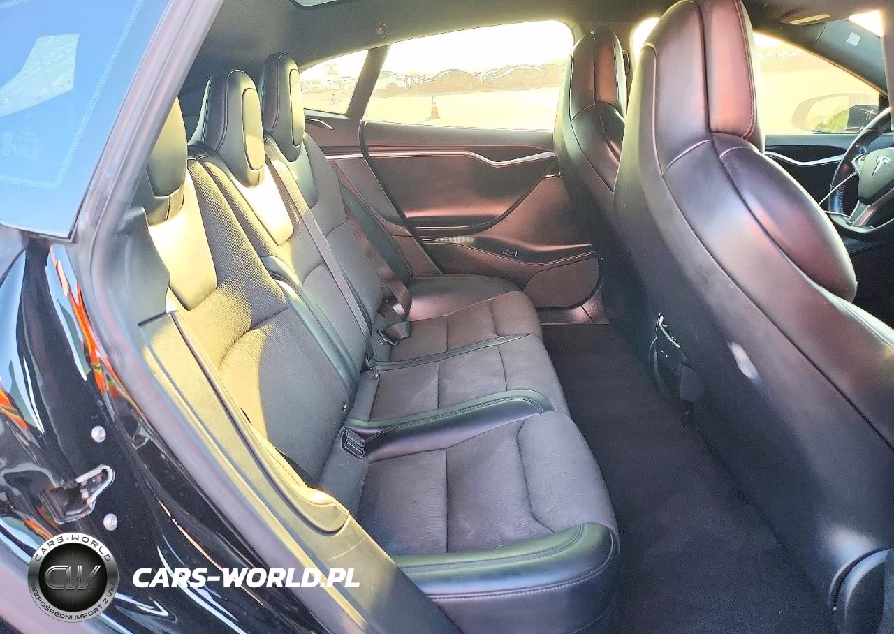 2018 Tesla Model S VIN:5YJSA1E2XJF248796 - 10