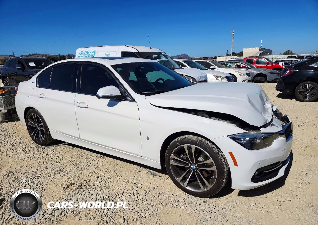 2018 BMW 330E VIN:WBA8E1C55JA167612 - 4