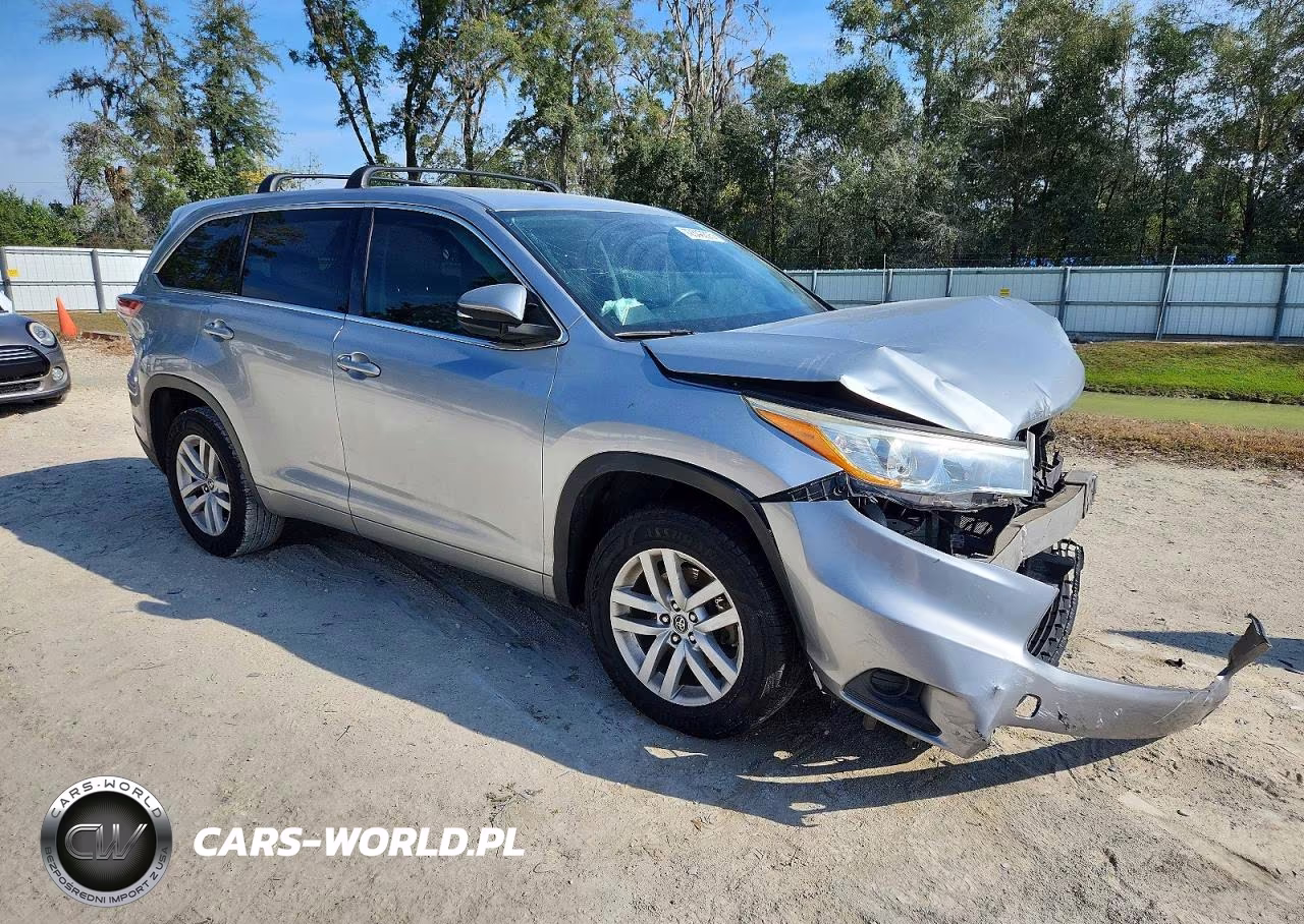 2016 Toyota Highlander Le VIN:5TDZKRFH2GS171777 - 4