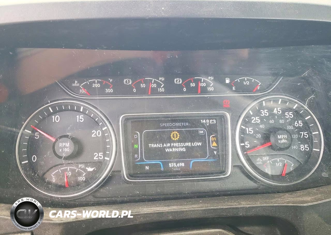 2020 International Lt625 Semi Truck VIN:3HCDZAPR8LL850969 - 9