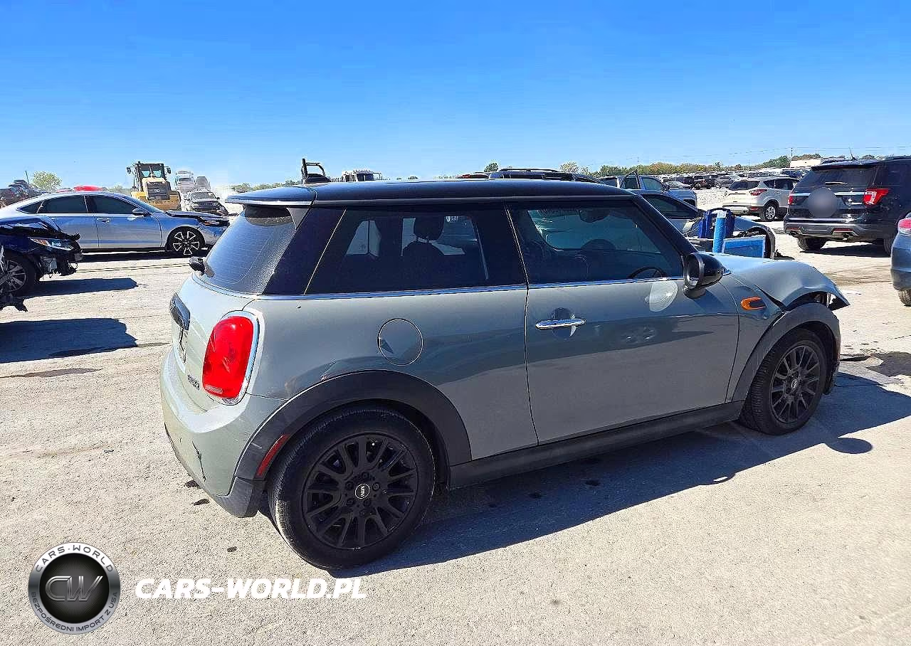 2016 Mini Cooper VIN:WMWXP5C57G2D15021 - 3