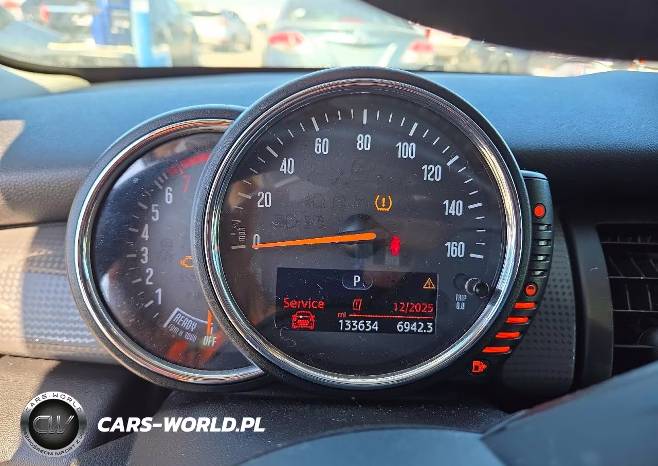 2016 Mini Cooper VIN:WMWXP5C57G2D15021 - 9