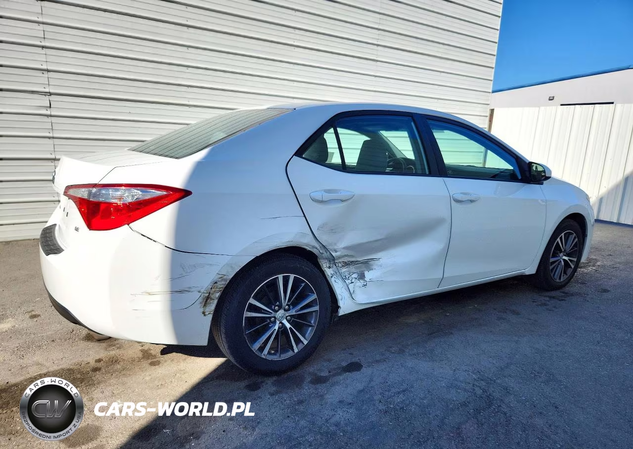 2016 Toyota Corolla Le Plus VIN:5YFBURHE0GP409181 - 3