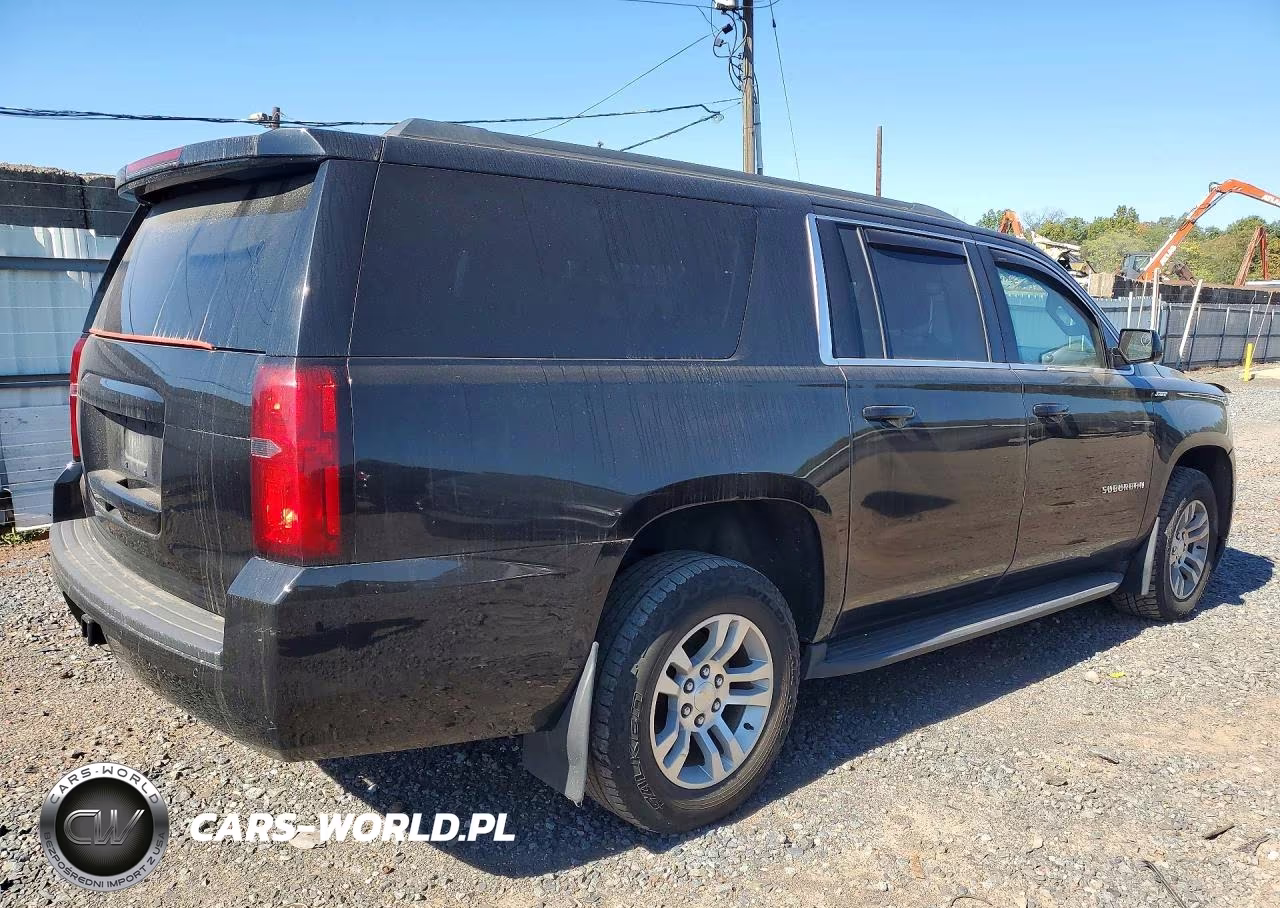 2018 Chevrolet Suburban K1500 Lt VIN:1GNSKHKC5JR118297 - 3