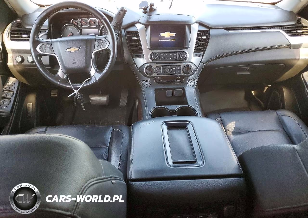 2018 Chevrolet Suburban K1500 Lt VIN:1GNSKHKC5JR118297 - 8