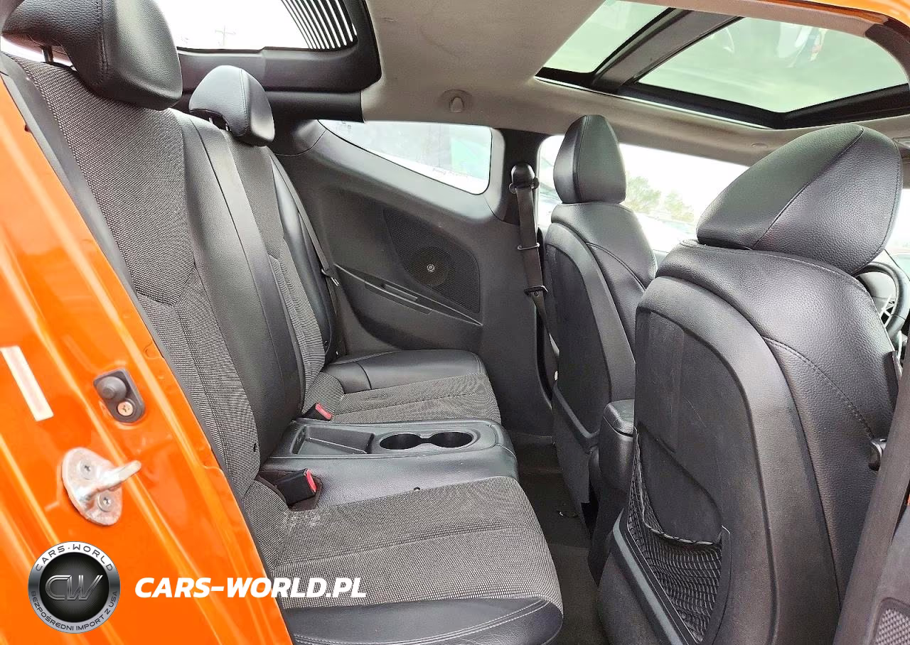 2012 Hyundai Veloster Base VIN:KMHTC6AD6CU066277 - 10