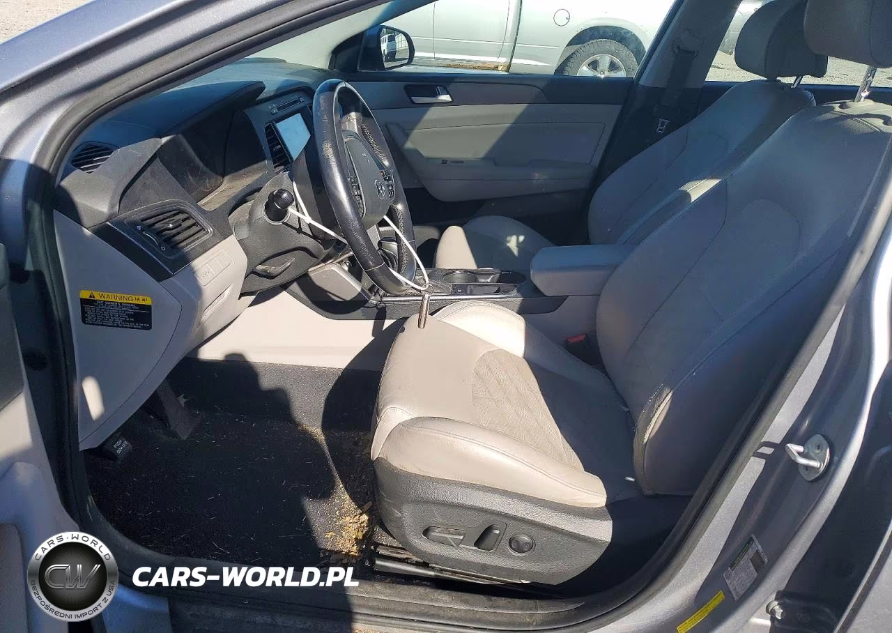 2017 Hyundai Sonata Sport VIN:5NPE34AF2HH528242 - 7