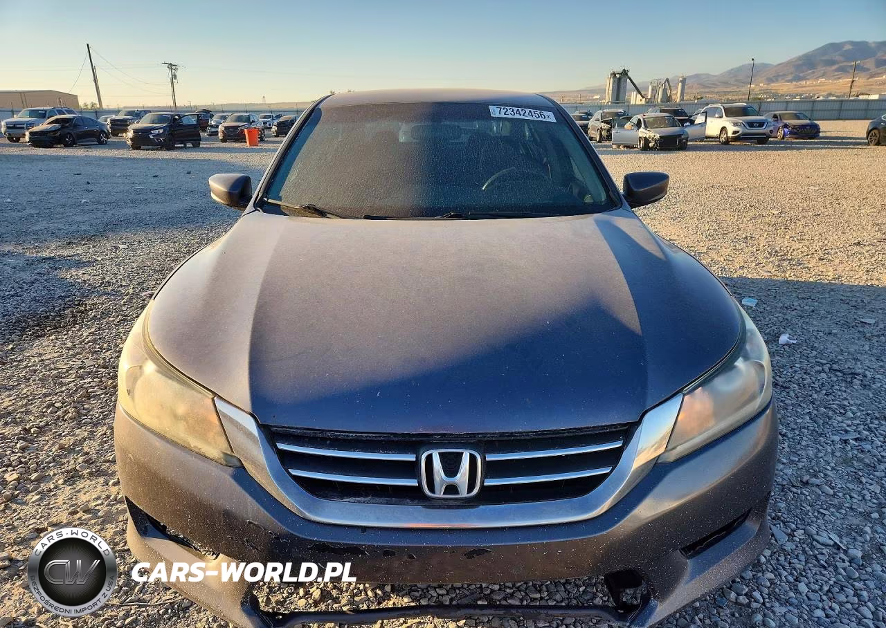 2013 Honda Accord Sport VIN:1HGCR2E51DA197586 - 5