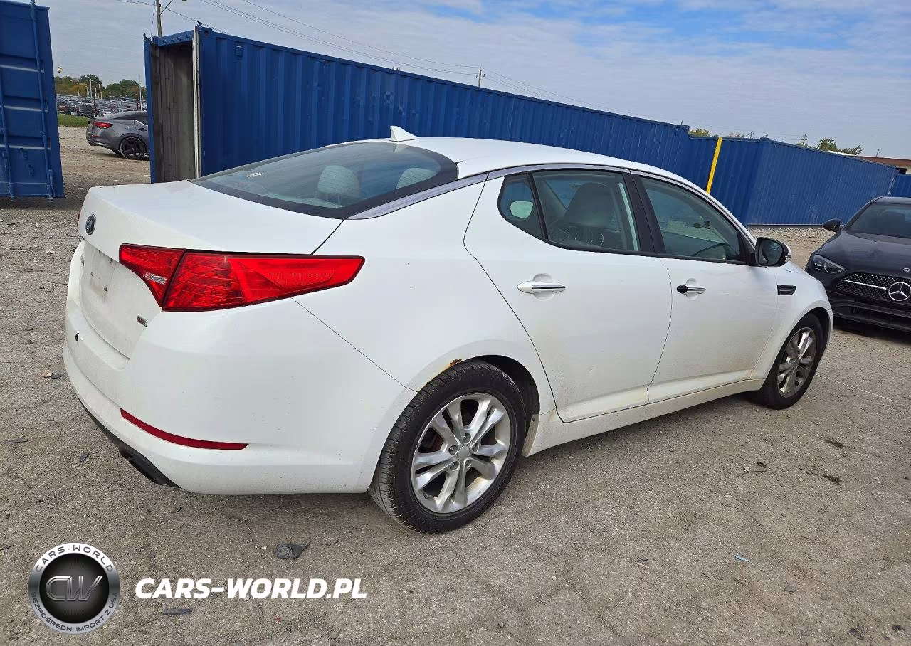 2013 Kia Optima Lx VIN:5XXGM4A71DG172502 - 3