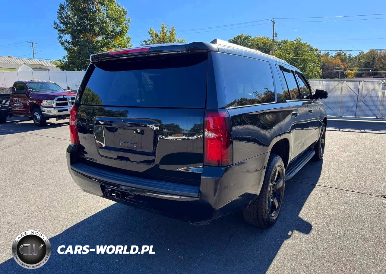 2017 Chevrolet Suburban K1500 Lt VIN:1GNSKHKCXHR321616 - 3