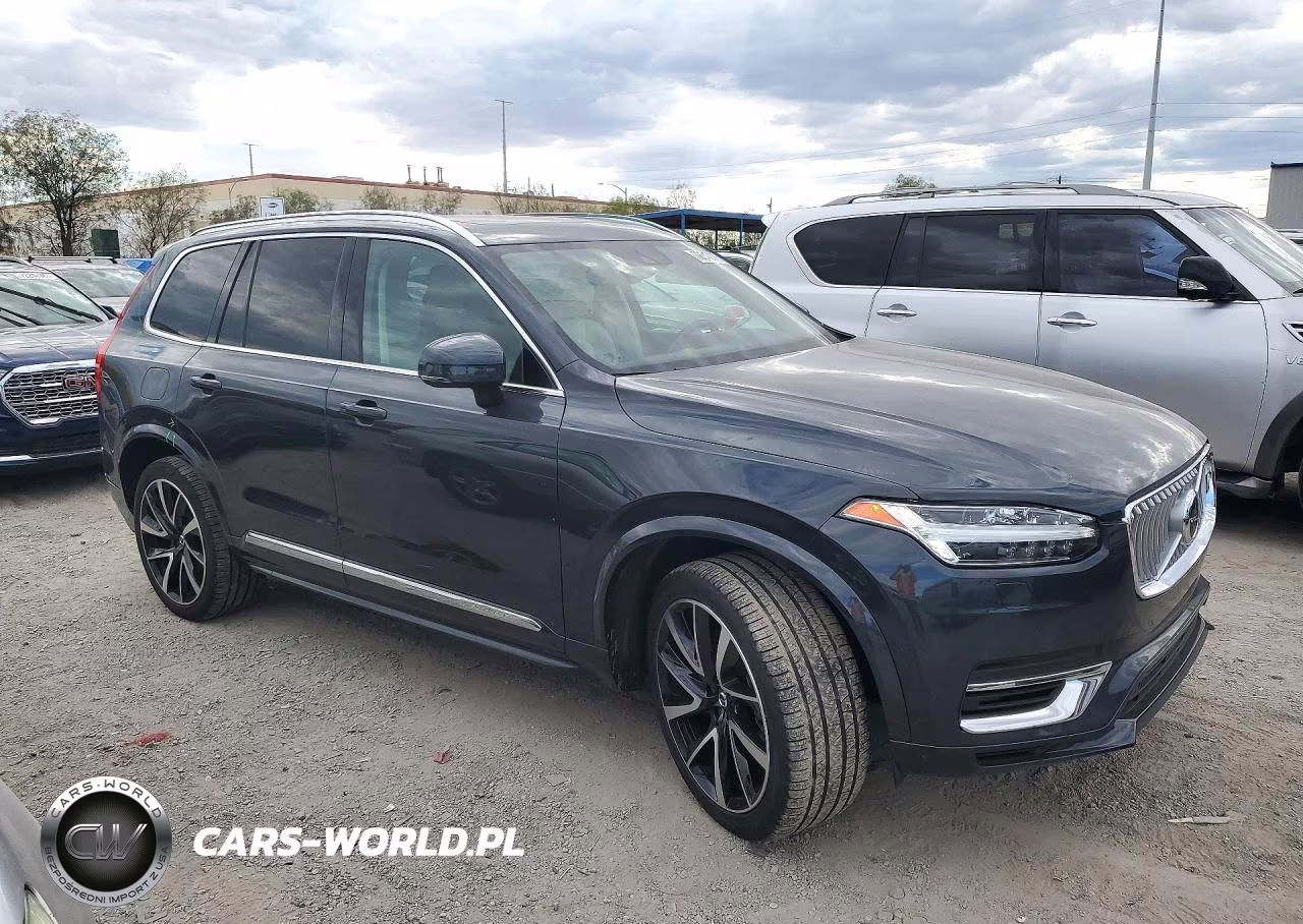 2022 Volvo Xc90 T8 Recharge Inscription Express VIN:YV4H600Z6N1825555 - 4