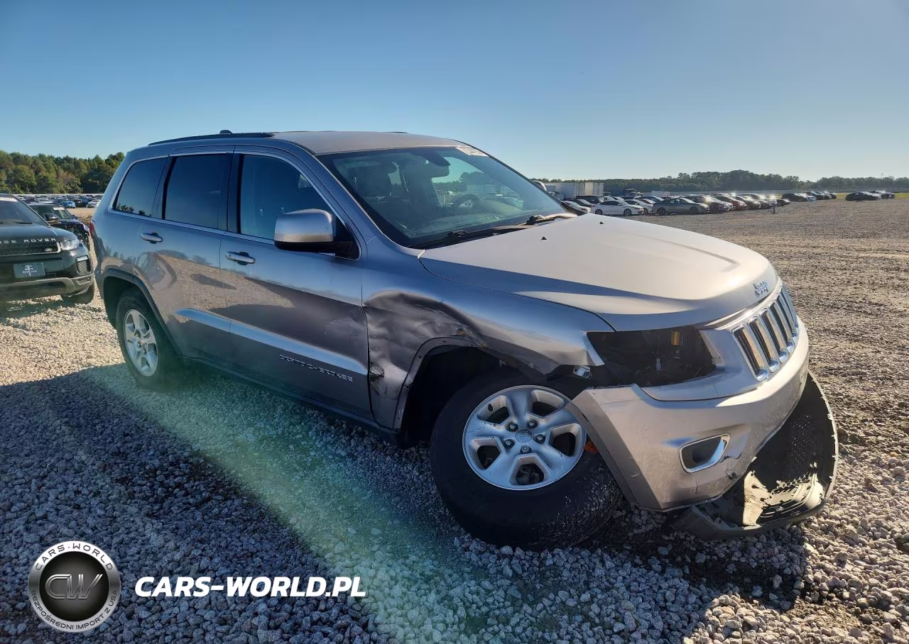 2016 Jeep Grand Cherokee Laredo VIN:1C4RJFAG7GC379929 - 4