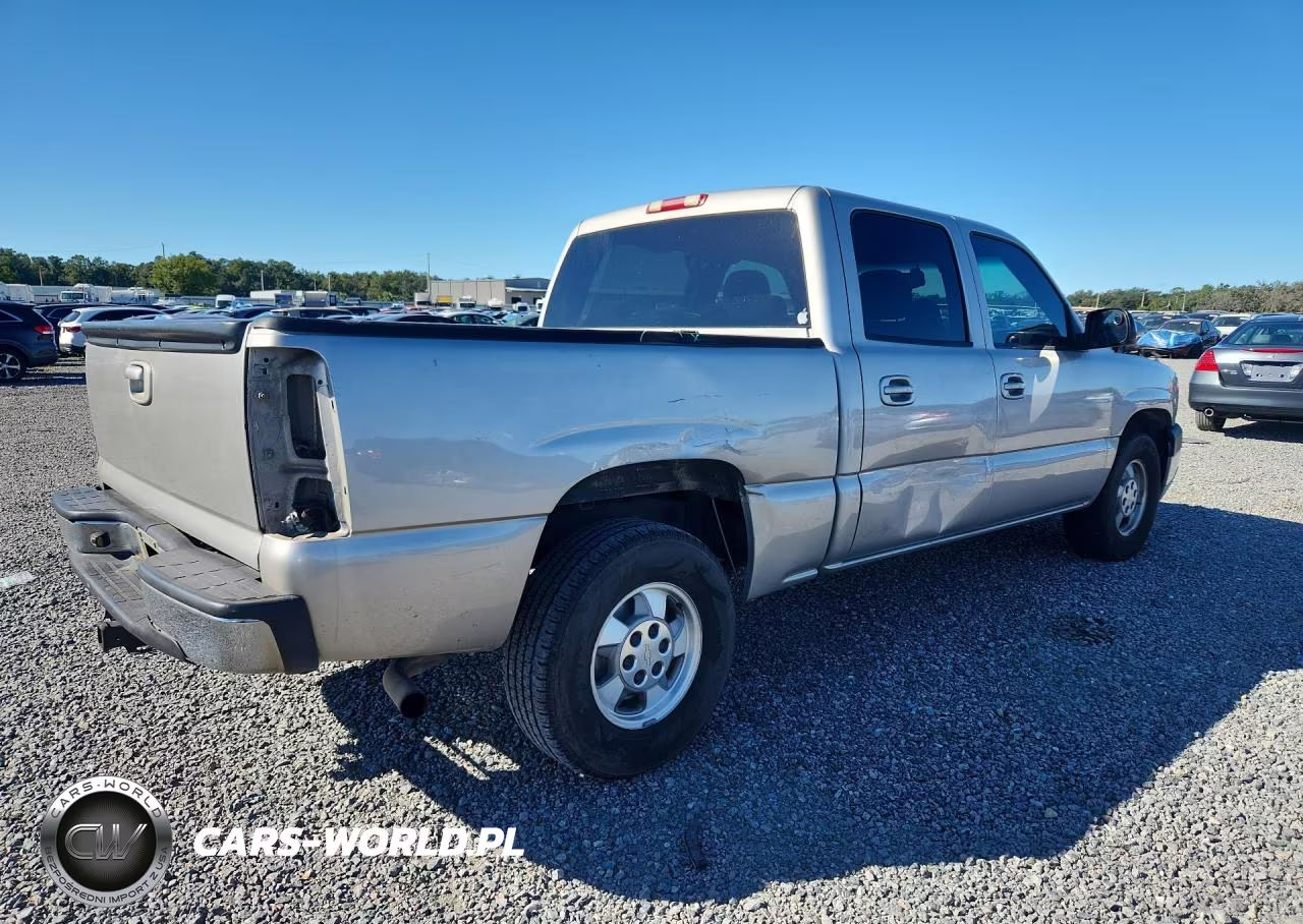 2006 Chevrolet Silverado C1500 VIN:2GCEC13VX61311667 - 3