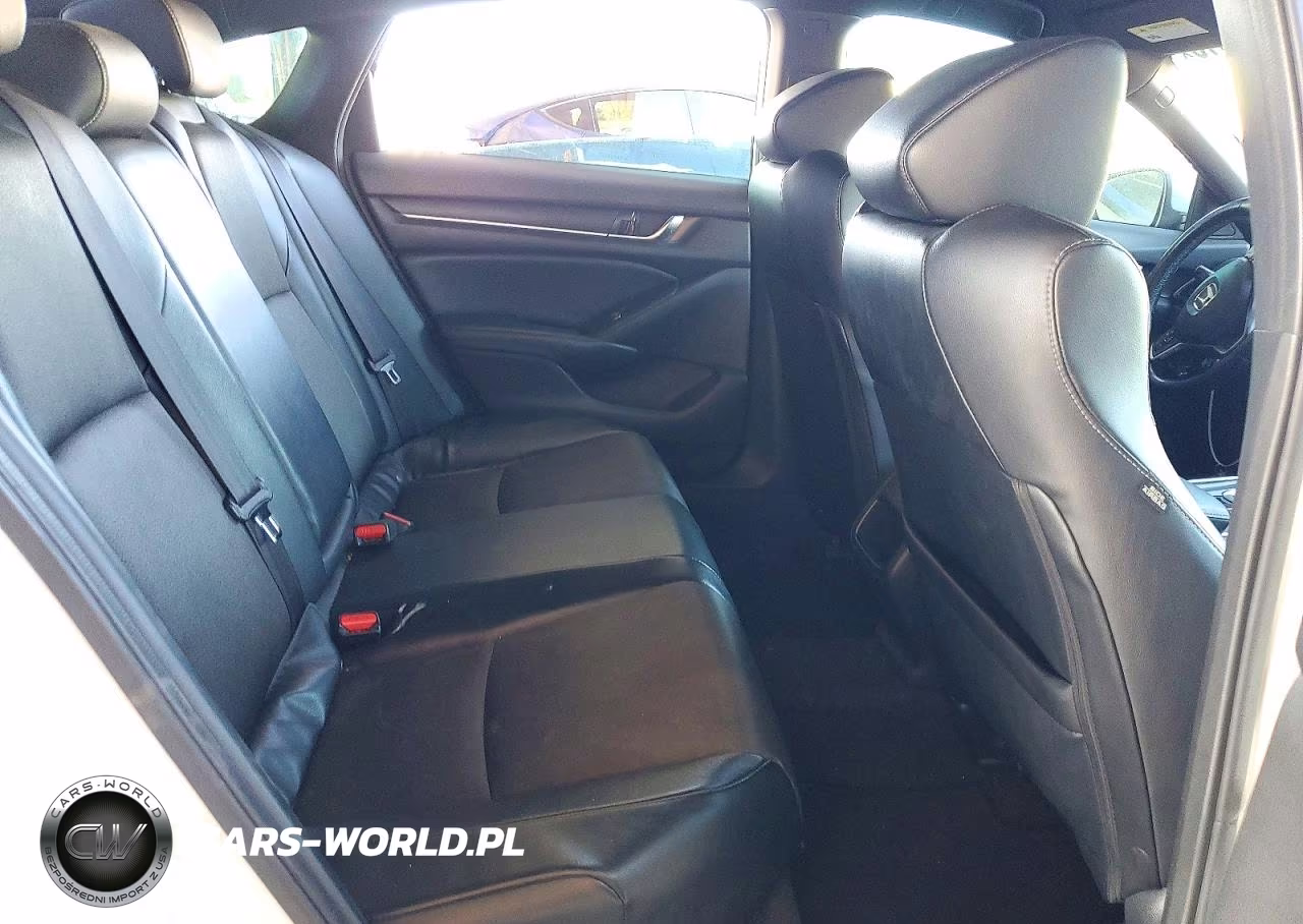 2018 Honda Accord Sport VIN:1HGCV1F39JA201849 - 10